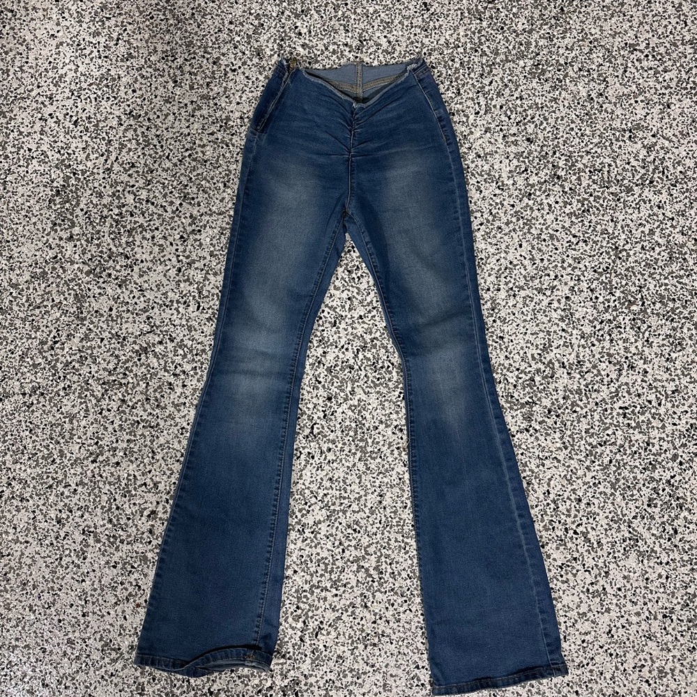 No button jeans